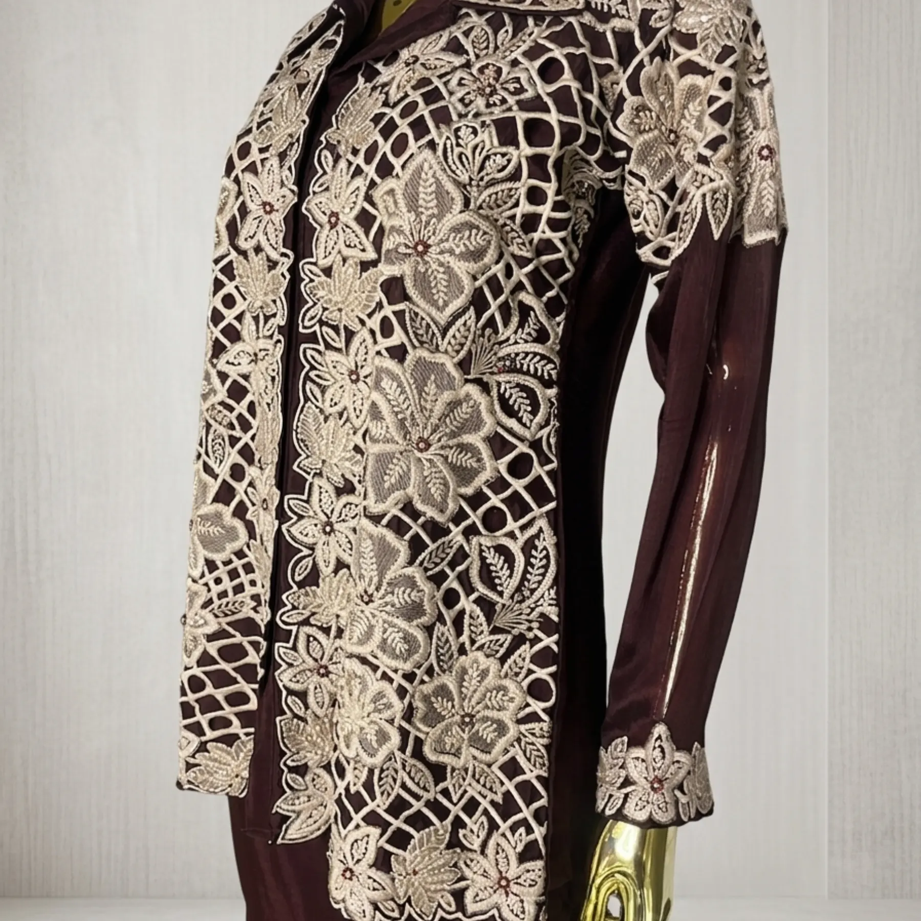Woman wearing chinnon co-ord set with thread work embroidery