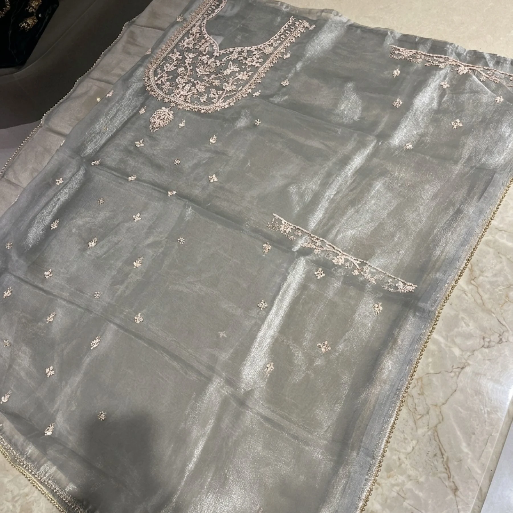 Pure tissue unstitched suit for women