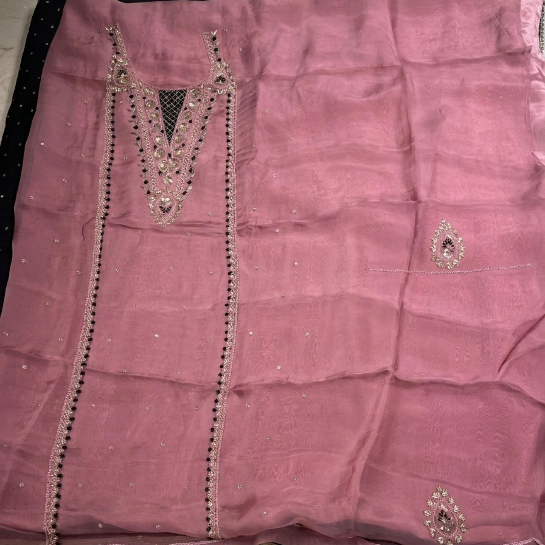Georgette unstitched suit for women