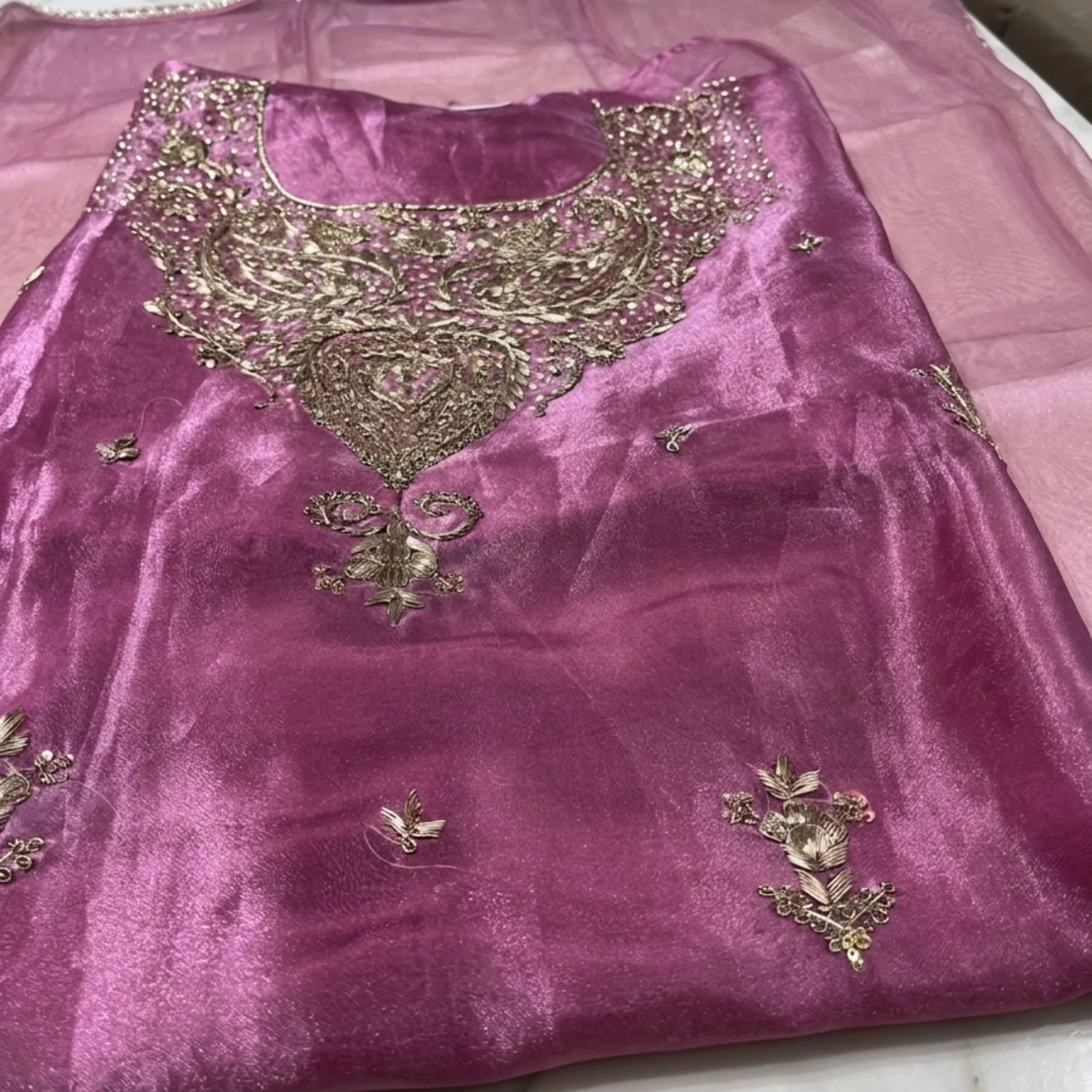 Glass tissue unstitched suit for women