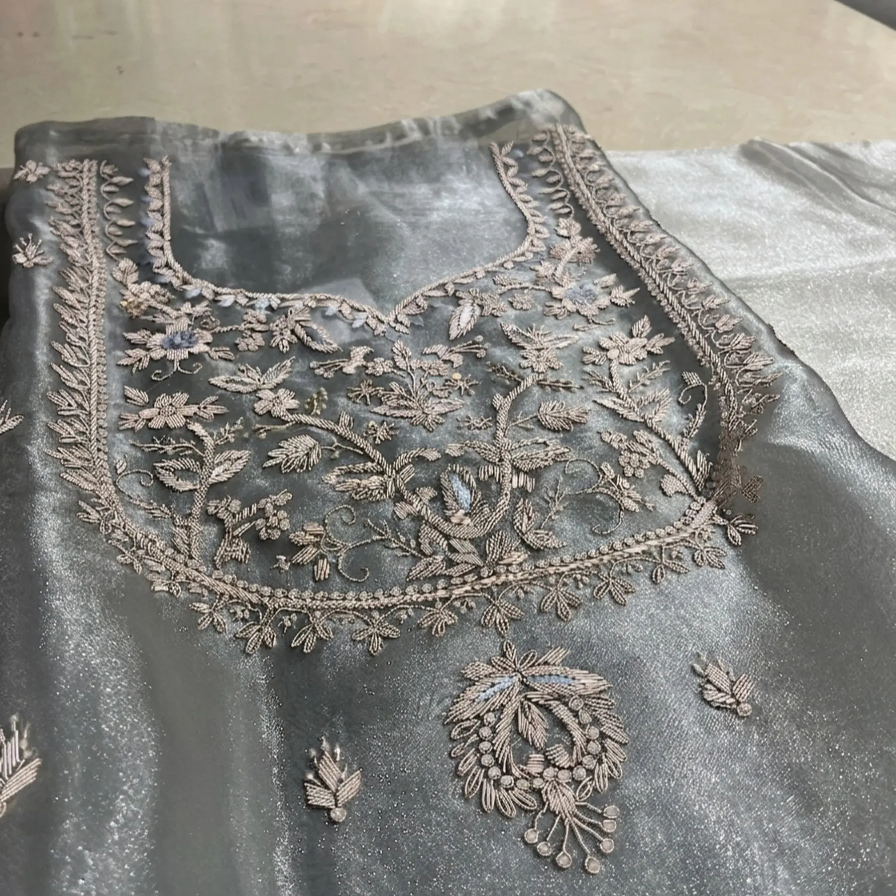 Pure tissue unstitched suit for women