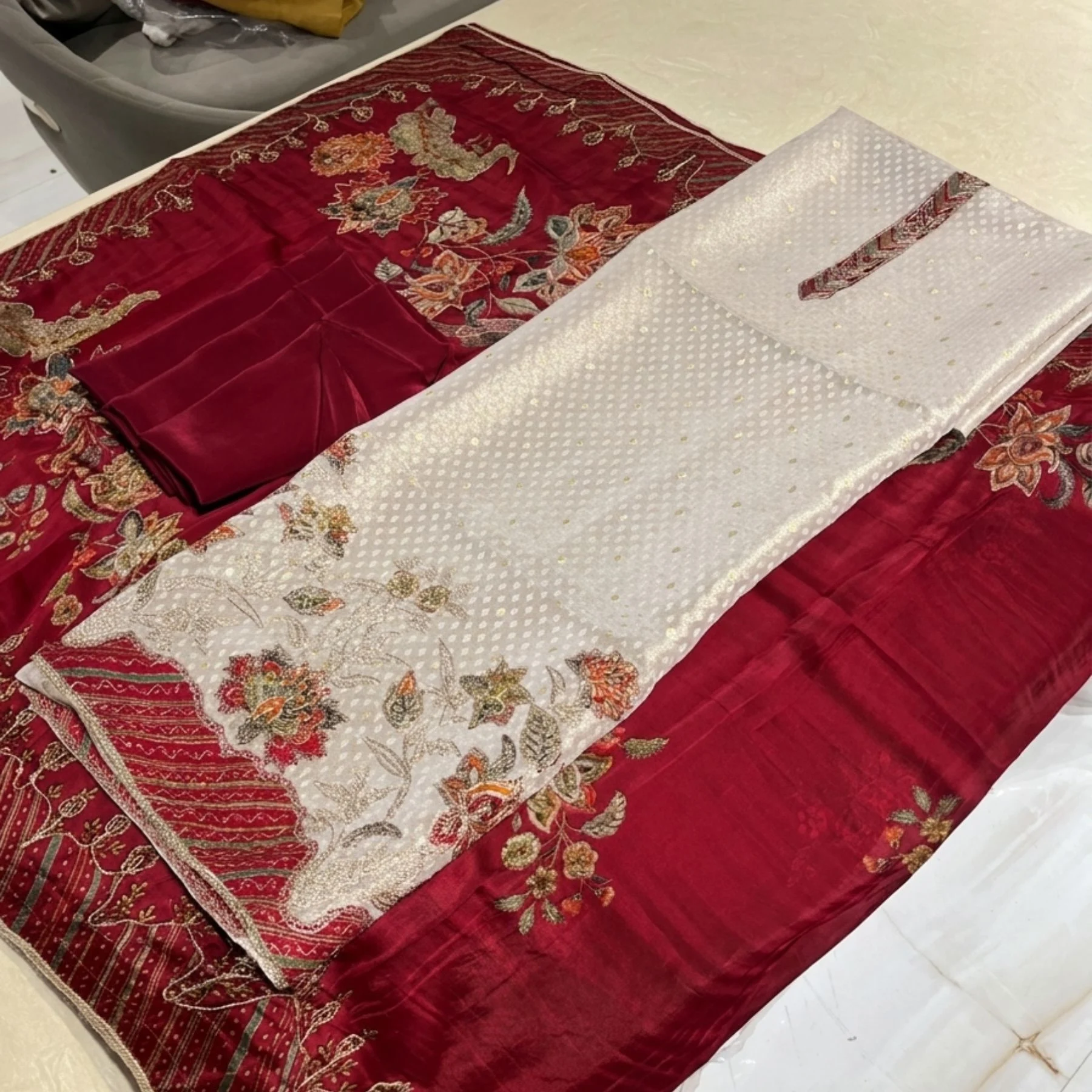 Basket fabric unstitched suit for women